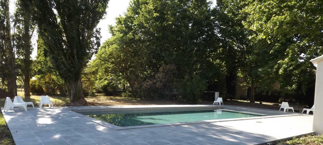 Lou Pichoun Jas Apartment Cavaillon Exterior photo