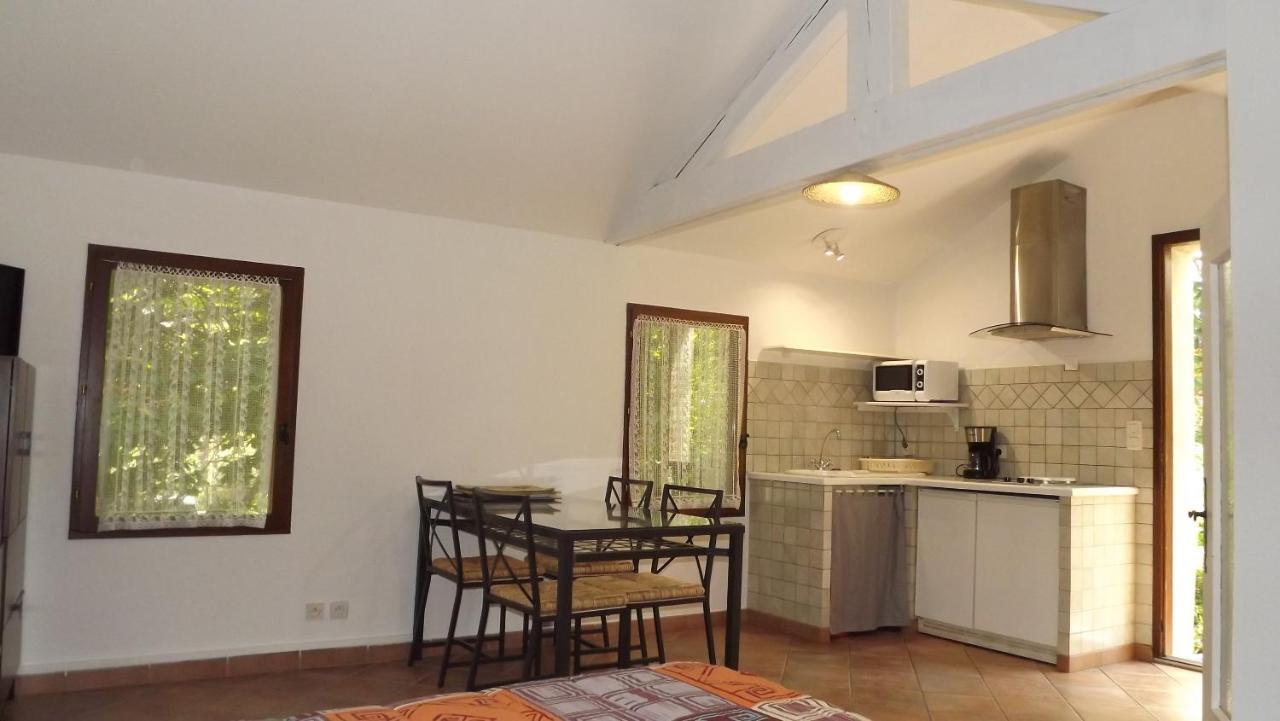 Lou Pichoun Jas Apartment Cavaillon Exterior photo